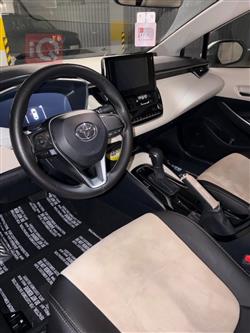 تۆیۆتا کۆرۆلا